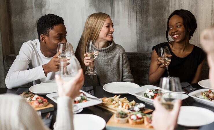 Étapes pour organiser un repas de groupe au restaurant